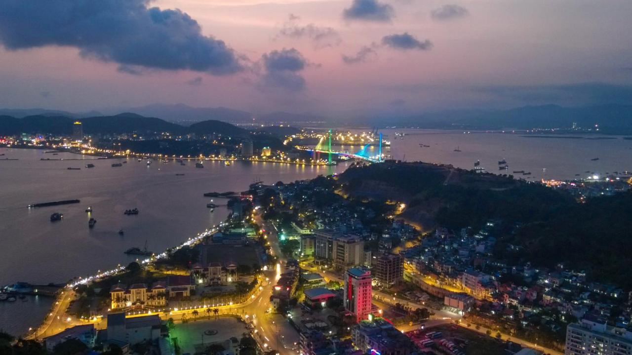 Zo Brother Ha Long Hostel Екстериор снимка