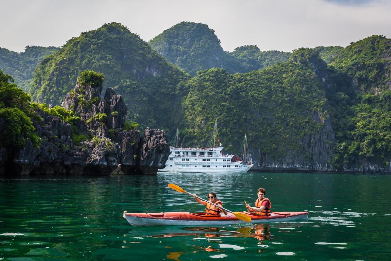 Zo Brother Ha Long Hostel Екстериор снимка